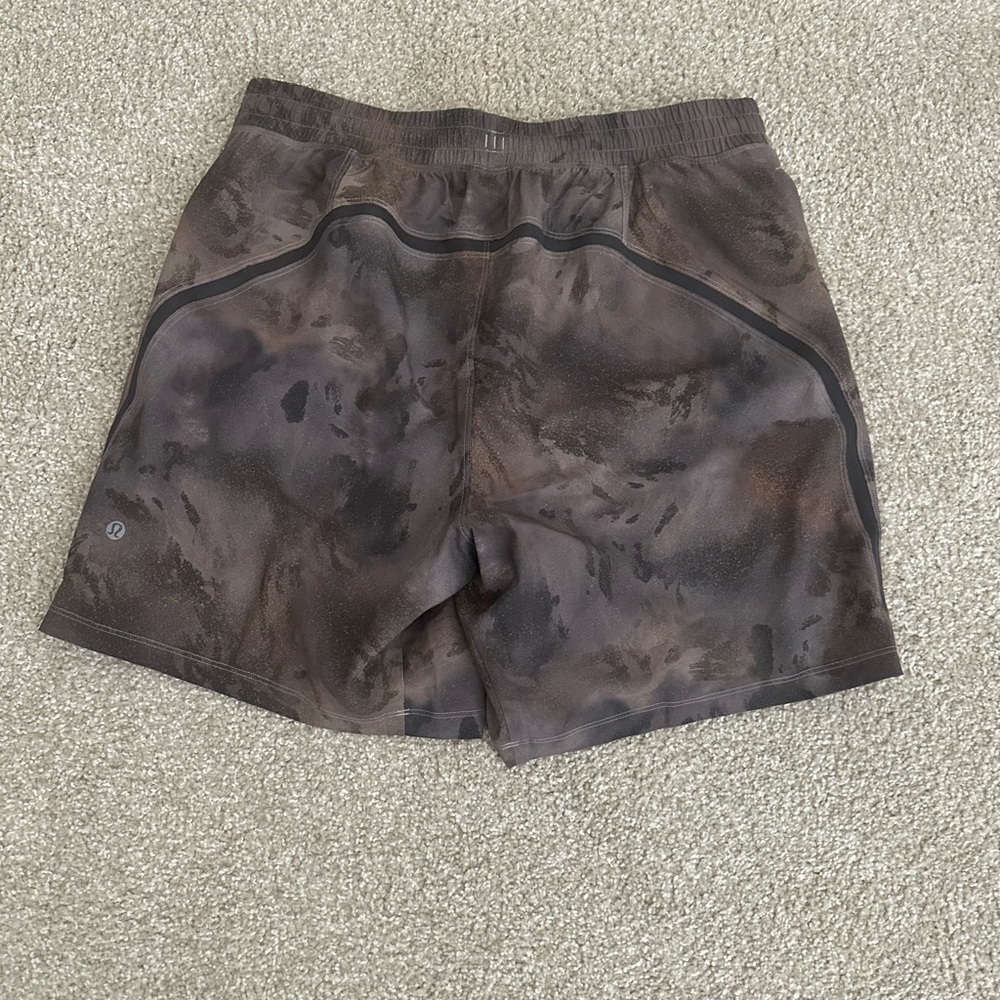 Men's Lululemon shorts